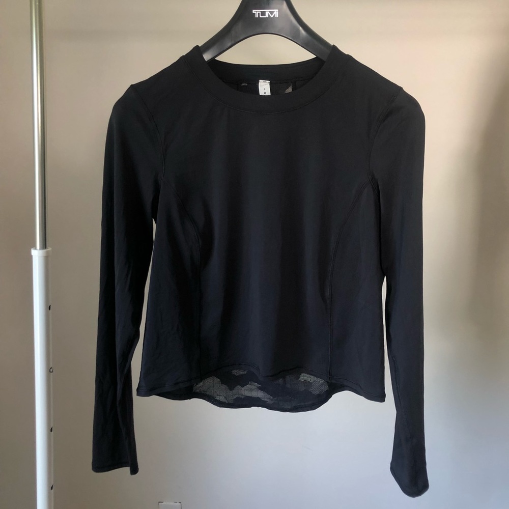 Lululemon Women’s Cropped (High-Low) Running Top